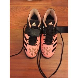 Adidas powerlifter, weightlifting shoes.